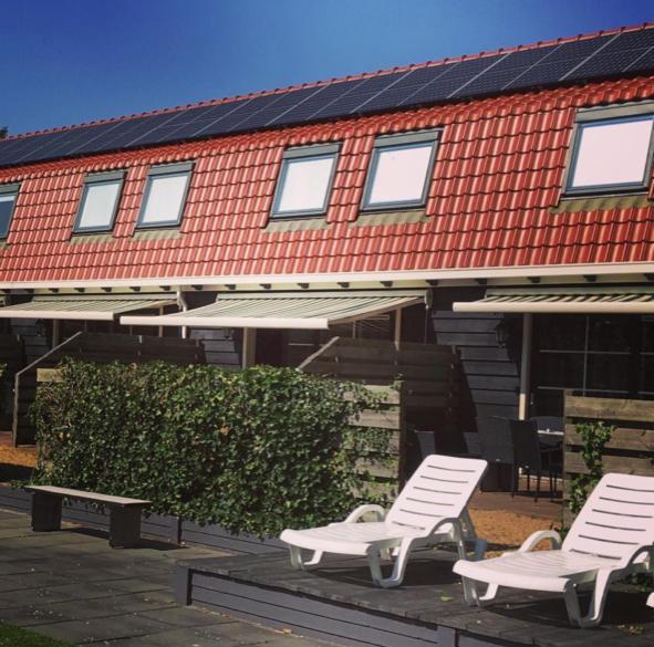 Vakantiewoningen De Schelp 레네세 외부 사진